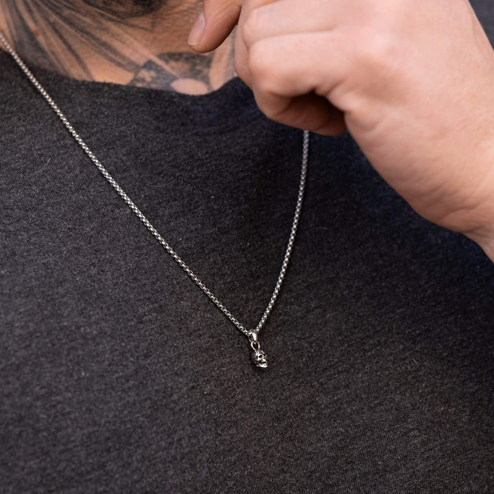 Wisiorek srebrny "Tiny Skull"