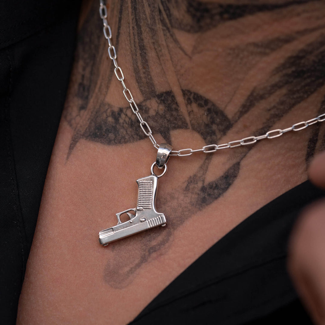 Wisiorek srebrny "Glock"