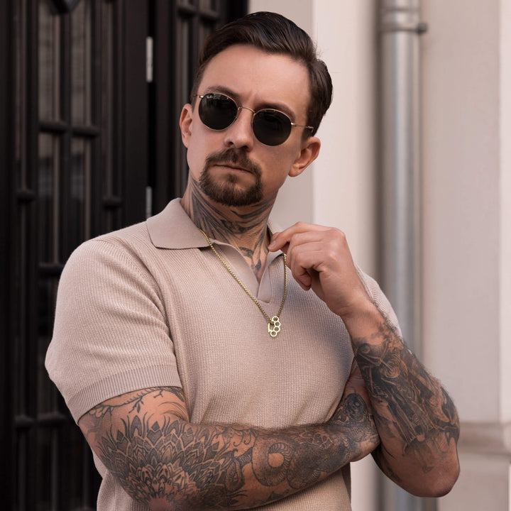 Wisiorek srebrny "Brass Knuckles"